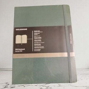 Moleskine PRO Notebook Hardcover Green Expandable Pocket 9.5" x 7" 192 pages